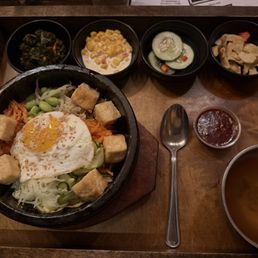 Stone bibimbap Stone bibimbap