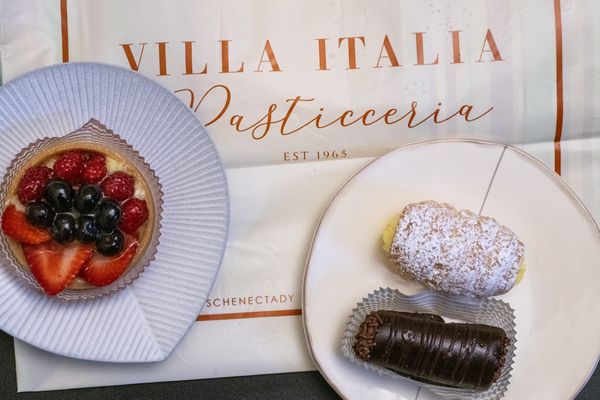 Villa Italia Bakery by null
