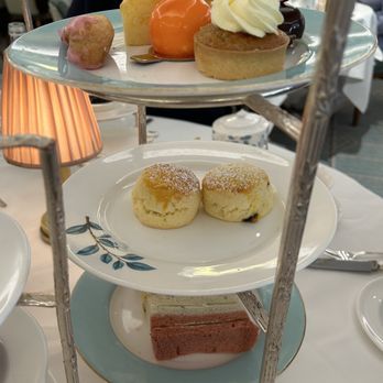 Fortnum & Mason - Afternoon Tea Set - Accessories Near Me - London, XGL Fortnum & Mason - Afternoon Tea Set - Accessories Near Me - London, XGL