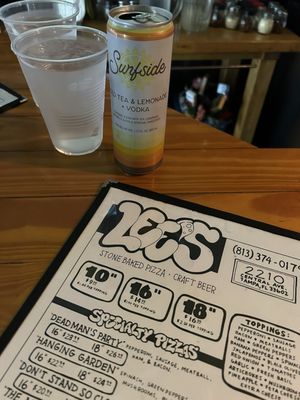 Lee's Grocery by null