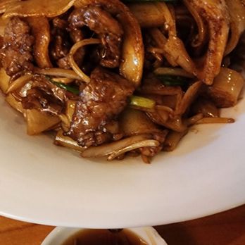 Chiho Bistro - Soy glazed beef noodles - Noodles Near Me - Seattle, Washington Chiho Bistro - Soy glazed beef noodles - Noodles Near Me - Seattle, Washington