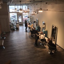 Uptown Curl - Stillwater - Salon floor