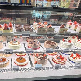 Paris Baguette - Coffee & Tea Near Me - Chino Hills, California Paris Baguette - Coffee & Tea Near Me - Chino Hills, California