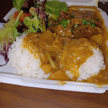 Nicky's Lunch Wagon - Lamb Curry $10 - Food Stands Near Me - Honolulu, Hawaii