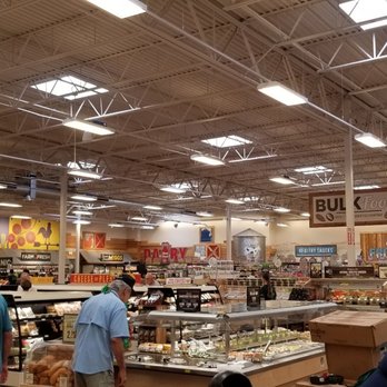 Sprouts Farmers Market - Grocery Near Me - Naples, Florida