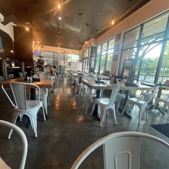 Lockwood Distilling - Restaurant - Distilleries Near Me - McKinney, Texas