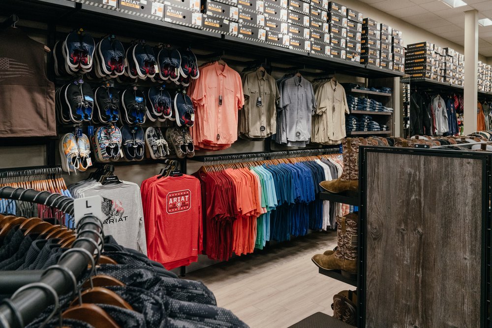 ARIAT OUTLET Updated November 2024 31 Photos & 11 Reviews 3700 N