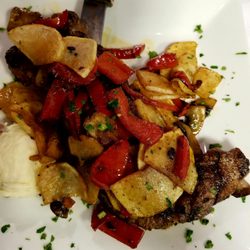 Napoli Trattoria & Pizzeria - Grilled N.Y.Strip Steak Giambotta