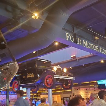 Ford's Garage Plano - Burgers Near Me - Plano, Texas Ford's Garage Plano - Burgers Near Me - Plano, Texas