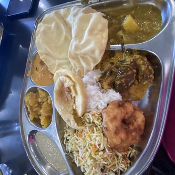Sankranti - Veg Limited thali- super taste, rice could have been a but more but great overall - Indian Near Me - Sunnyvale, California Sankranti - Veg Limited thali- super taste, rice could have been a but more but great overall - Indian Near Me - Sunnyvale, California