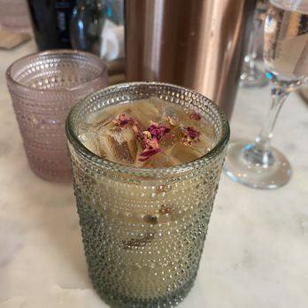 Hatch 44 Cafe - Iced Rose Coffee - Cafes Near Me - Metuchen, New Jersey
