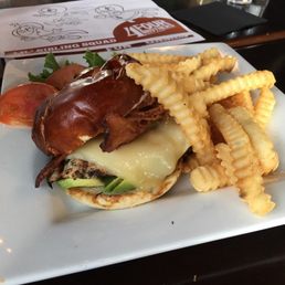 Twisted Sisters Sandwich