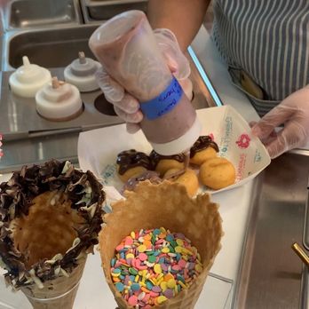Zac Young's Sprinkletown - Glazing up mini donuts - Donuts Near Me - Ledyard, Connecticut