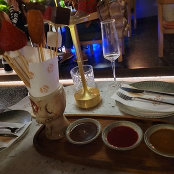 Aura Lounge - Dessrt - Turkish Near Me - Clifton, New Jersey