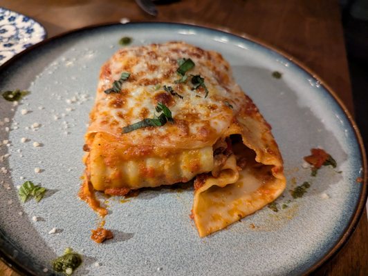 Dua Trattoria by null