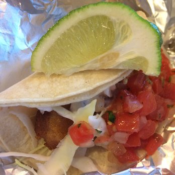 Del Taco - Fish taco with lime - Fast Food Near Me - Smyrna, Georgia