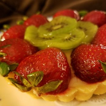 The Model Bakery - Fruit Tart - Bakeries Near Me - Saint Helena, California The Model Bakery - Fruit Tart - Bakeries Near Me - Saint Helena, California