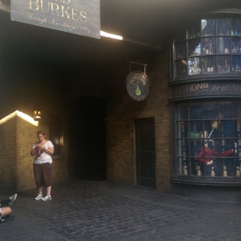 Knockturn Alley - Borgin and Burkes store front. You can also access it through Knockturn Alley. - Amusement Parks Near Me - Orlando, Florida Knockturn Alley - Borgin and Burkes store front. You can also access it through Knockturn Alley. - Amusement Parks Near Me - Orlando, Florida
