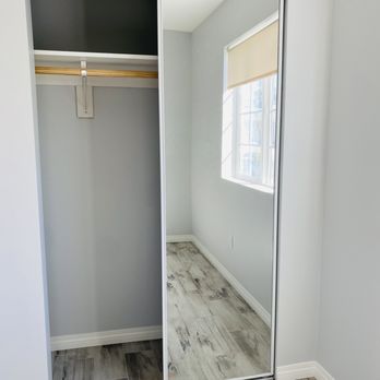 Ultimate Green Construction - a mirror in a closet - General Contractors Near Me - Pacoima, California Ultimate Green Construction - a mirror in a closet - General Contractors Near Me - Pacoima, California