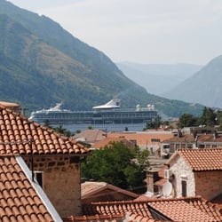 Your Vacation Helper - Having worked for a cruise line, I know the secrets to planning the best cruise vacation.