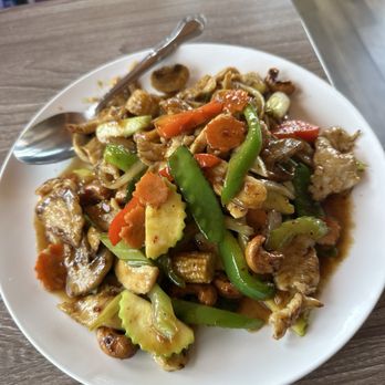 Lucky Thai Cuisine - Thai Near Me - Ventura, California Lucky Thai Cuisine - Thai Near Me - Ventura, California
