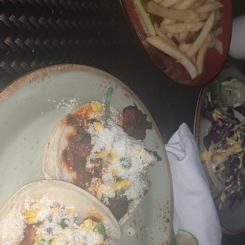 Cantina Beach - Taco de pollo  Crandon class burger with fries Fish tacos - Mexican Near Me - Key Biscayne, Florida