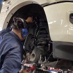 Riverhills Automotive Service Center