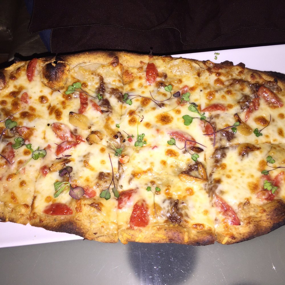 Pilgrim House - Flatbread pizza - Hotels Near Me - Provincetown, Massachusetts Pilgrim House - Flatbread pizza - Hotels Near Me - Provincetown, Massachusetts