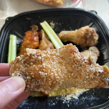Epic Wings - Garlic Parmesan - Chicken Wings Near Me - Riverside, California