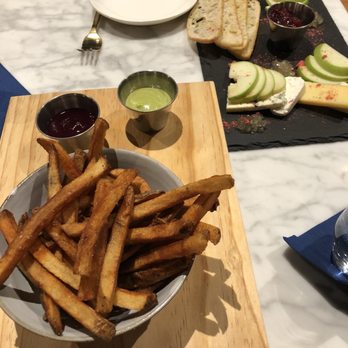 Bridges & Bourbon - New American Near Me - Pittsburgh, Pennsylvania