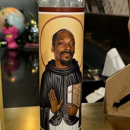Special decoration of Uncle Snoop Special decoration of Uncle Snoop