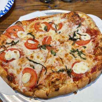 Mama Tigs Wood Fired Pizza - Margherita pizza at Mama Tigs - Pizza Near Me - Eufaula, Oklahoma Mama Tigs Wood Fired Pizza - Margherita pizza at Mama Tigs - Pizza Near Me - Eufaula, Oklahoma