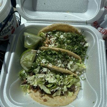 Tacos Y Antojitos Emanuel - Carne asada tacos and a chicken taco - Food Trucks Near Me - West Palm Beach, Florida Tacos Y Antojitos Emanuel - Carne asada tacos and a chicken taco - Food Trucks Near Me - West Palm Beach, Florida