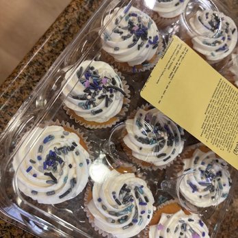 Albertsons - White cupcakes with sprinkles :) - Grocery Near Me - Wildomar, California
