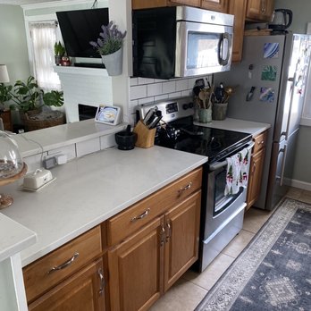 Tb Services Painting - Before. Old solid oak cabinets. - Painters Near Me - Weymouth, Massachusetts