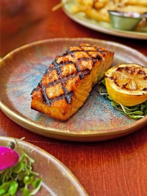 Wahoo! Grill by null