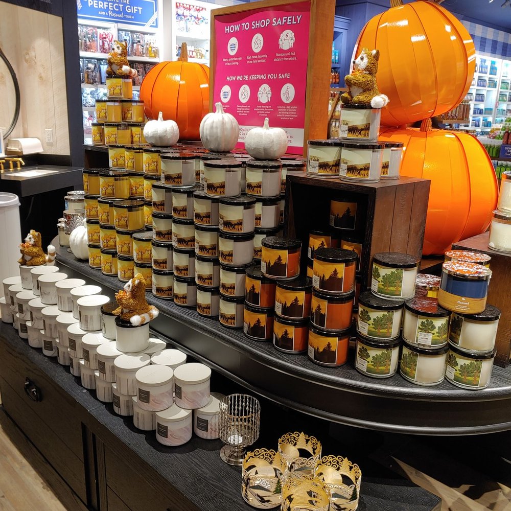 Bath & Body Works - Holiday candles - Cosmetics & Beauty Supply Near Me - Orange Park, Florida Bath & Body Works - Holiday candles - Cosmetics & Beauty Supply Near Me - Orange Park, Florida