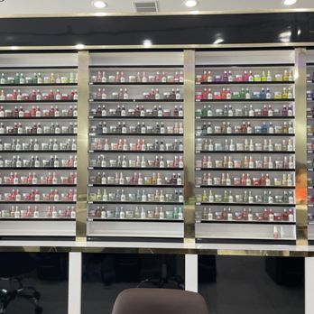 Zara Nail Lounge - Nice display - Nail Salons Near Me - El Paso, Texas