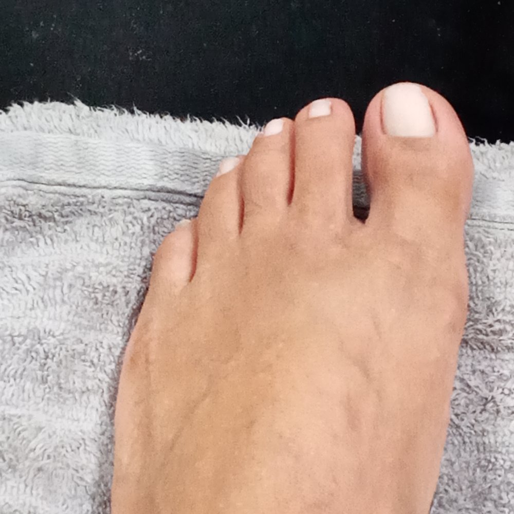 Studio Nails & Spa - Nail Salons Near Me - Saint Louis, Missouri