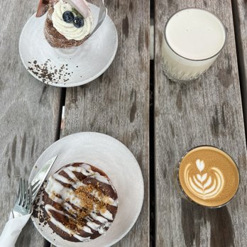 Nemesis Coffee - Chai tea latte, flat white, cinnamon roll - Coffee & Tea Near Me - Vancouver, British Columbia Nemesis Coffee - Chai tea latte, flat white, cinnamon roll - Coffee & Tea Near Me - Vancouver, British Columbia