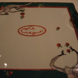 Le Cirque - Cute monkey plates