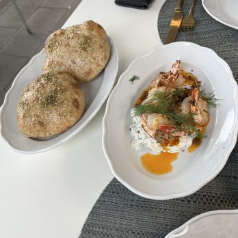 Isabelle Restaurant & Lounge - Canadian (New) Near Me - Burlington, Ontario