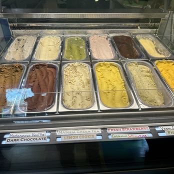 Calistoga Creamery - So many ice cream flavors to choose from - Desserts Near Me - Calistoga, California