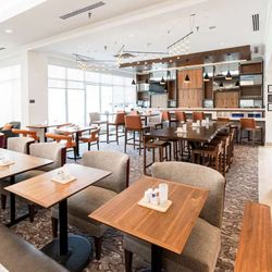 Hilton Garden Inn Fairfax - Restaurant