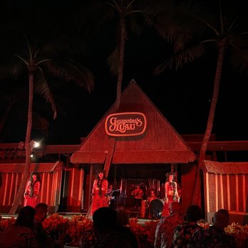 Germaine's Luau - Hawaiian Near Me - Kapolei, Hawaii Germaine's Luau - Hawaiian Near Me - Kapolei, Hawaii