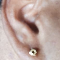 24k Celtic knot
