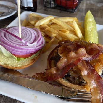 Cobb's Landing - Fig burger not worth it - Seafood Near Me - Fort Pierce, Florida Cobb's Landing - Fig burger not worth it - Seafood Near Me - Fort Pierce, Florida