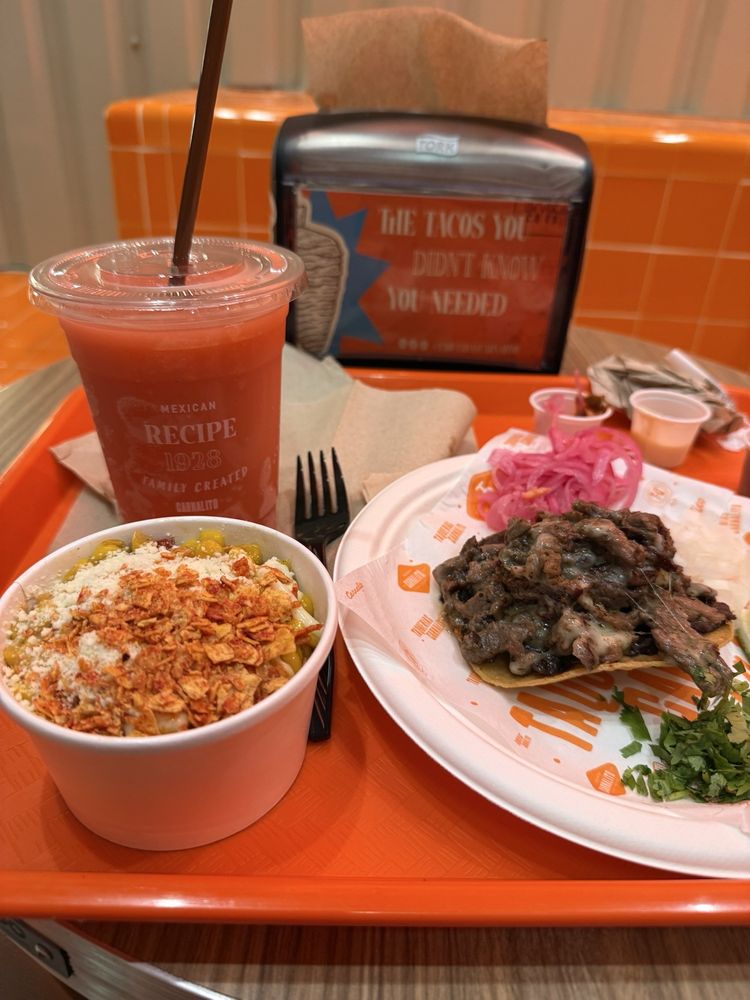 Food from Taquerias Carnalito