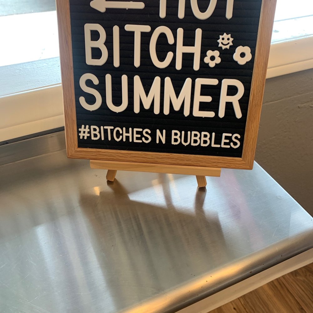 Bitches N Bubbles - The best groomer on this side of town. From the options, - Pet Groomers Near Me - Long Beach, California