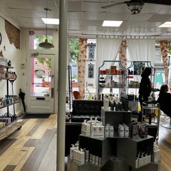 Artisinal Hair Company - Inside